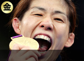吉田沙保里（レスリング 女子フリースタイル５５キロ級金メダル）